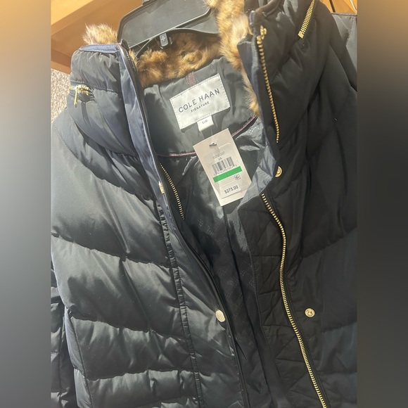 Cole Haan Signature Black Down Puffer Jacket with Faux Fur Trim, Size Large, NWT - Picture 8 of 8